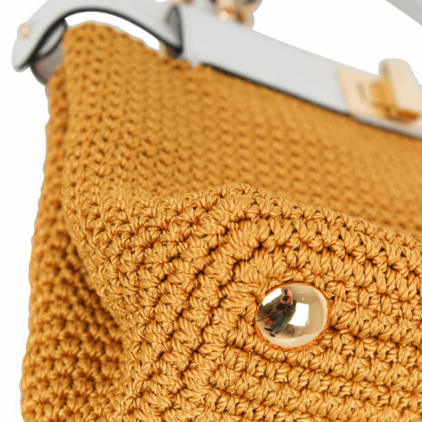 BO3261-FENDI-MINIPEEKABOOGOLDWOVEN-_1399_6833