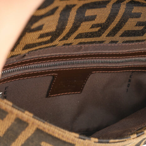 BO3612-FENDI-BAGUETTE-_999_0916