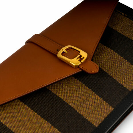 Fendi_-_Pequin_clutch1566