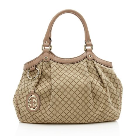Gucci-Diamante-Canvas-Sukey-Medium-Tote_125558_front_0_parent_33a2e370-e2ba-41ab-957f-b43d6daa72f2