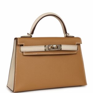 Hermes Special Order (HSS) Kelly 20 Sellier Biscuit and Craie Epsom Permabrass Hardware