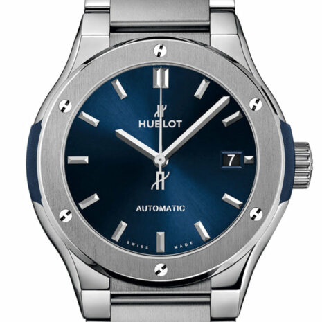 HB230_Hublot_classic-fusion-blue-titanium-bracelet-45-mm-510.NX_.7170.NX-soldier-shot