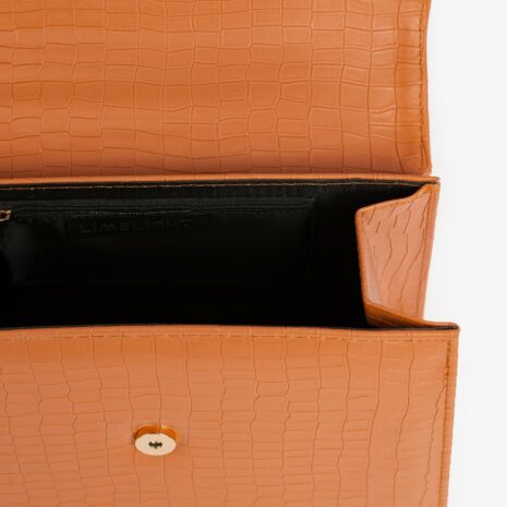 LB74601-FRE-091_4_-SnakePatternedHandbag