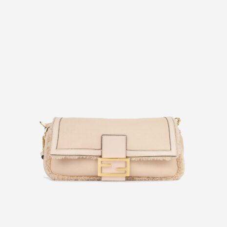 SOR4315FENDIBAGUETTE-BLUSHBEIGESHEARLING_SUEDEGHW-_1_499_2575
