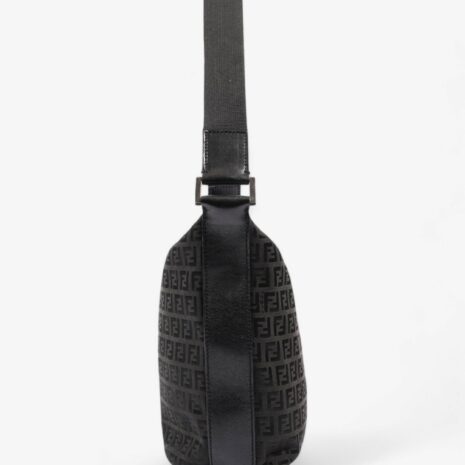 UNG68259_2-Photoroom