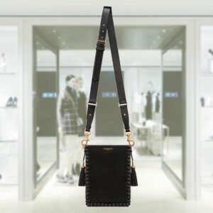 MEDIUM D-BUBBLE BUCKET BAG