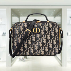 30 MONTAIGNE BOX BAG