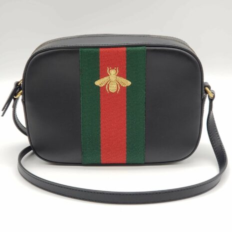gucci-bee-camera-black-leather-crossbody-bag-882837