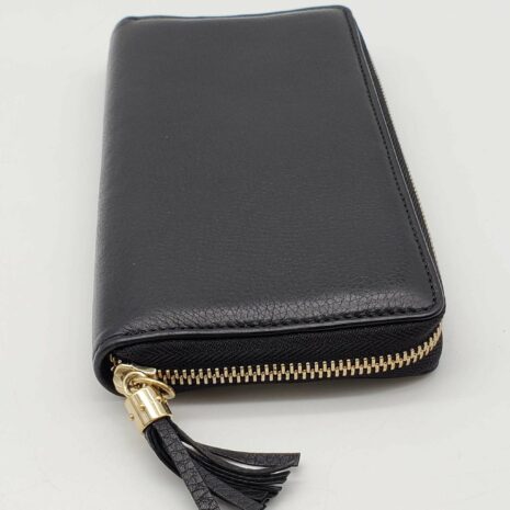 gucci-gg-leather-zippy-wallet-293855