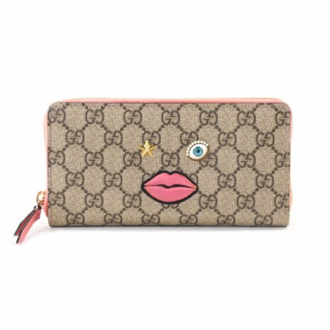 gucci-gg-supreme-kiss-wallet-01