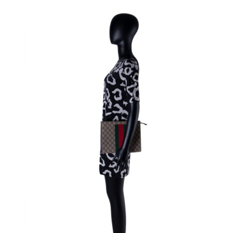 gucci-gg-supreme-web-toiletery04