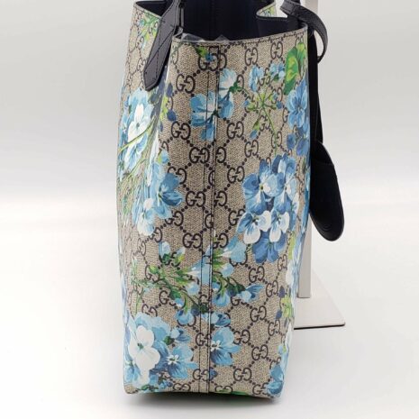 gucci-reversible-bloom-medium-tote-blue-shoulder-bag-577898