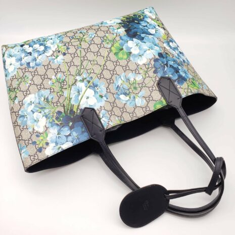 gucci-reversible-bloom-medium-tote-blue-shoulder-bag-667108