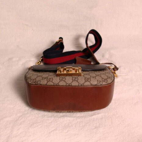 guccipadlockround_2
