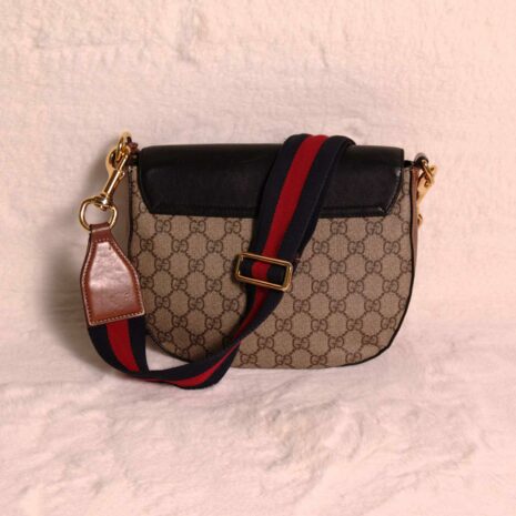 guccipadlockround_4