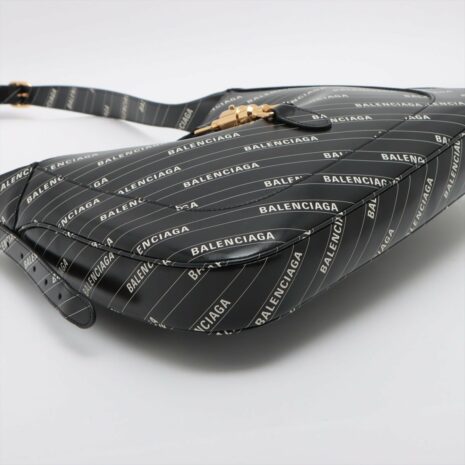 second-hand-gucci-gucci-x-balenciaga-the-hacker-project-big-1961-jackie-black-leather-459986