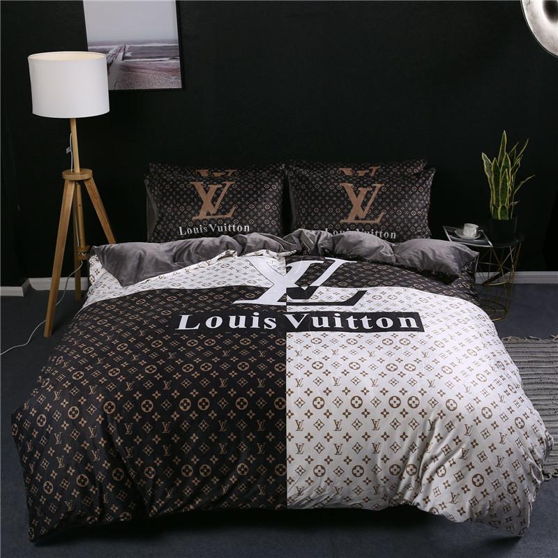 Black And White Monogram Louis Vuitton bed set