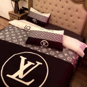 Louis Vuitton bed set