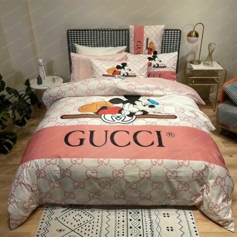 Gucci bed set