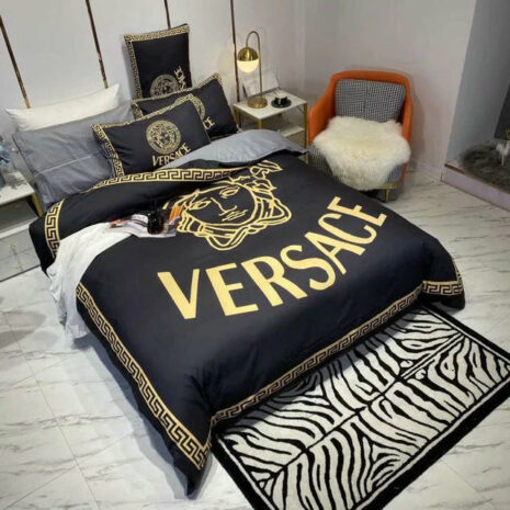 Black and Gold Versace bedding set