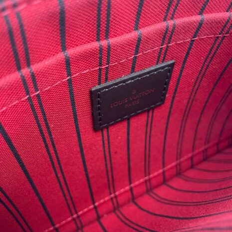 0-5_9687e574-c990-4326-a7fa-591206dbb538 0-5_9687e574-c990-4326-a7fa-591206dbb538