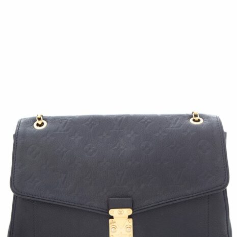 06d28f4a8195d20e3de444691c6653cf