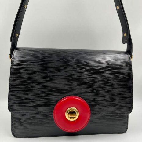 106291A8-435B-41F3-84AD-9C680718EA6BJPG