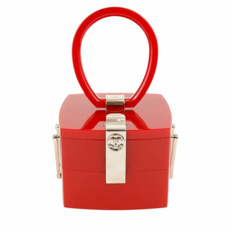 12498ChanelRedLuciteDevilWearsPradaRunwayBag_19_900_2_1
