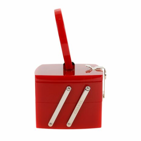 12498ChanelRedLuciteDevilWearsPradaRunwayBag_19_900_5