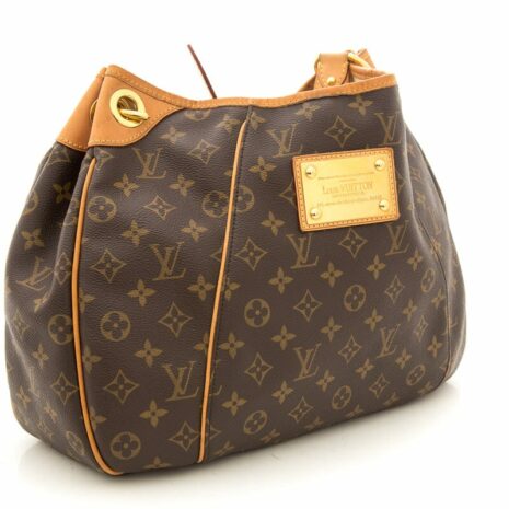 132e3172265ad889b008289411c5d5f7