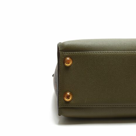 142A3659_9f71c43b-fc7d-4d82-a146-ede191aed948