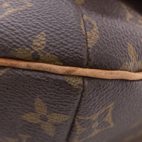 17b6996534215ebf661c57d894b9288d