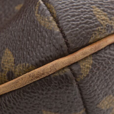 2084f816032159e4d667e6814c337b88