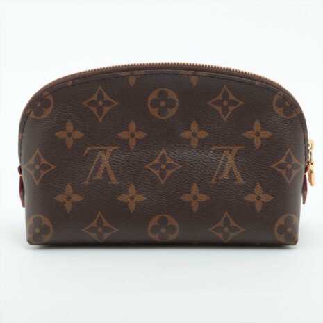 2_9857d562-f415-4912-87d6-3a4c74189574 2_9857d562-f415-4912-87d6-3a4c74189574