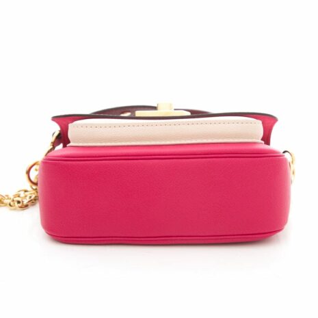 4255b5c69949ad9f26e1b36c92b85f3f