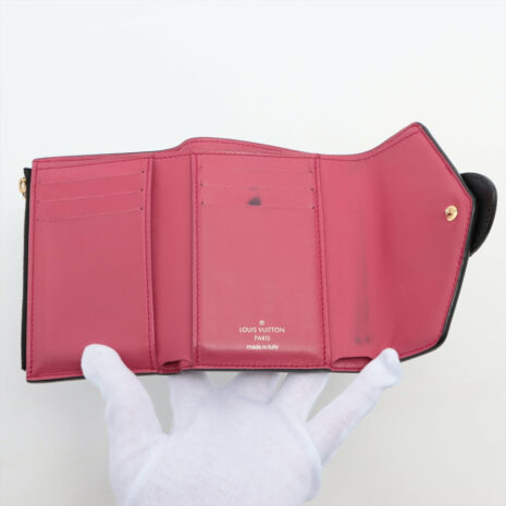 4_d66430dd-ebf4-4feb-a9ec-28cd9870a86e