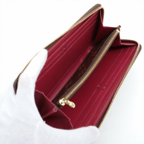 4_fe1b255e-3c58-4eec-b6d9-2afab6ed4ae2 4_fe1b255e-3c58-4eec-b6d9-2afab6ed4ae2