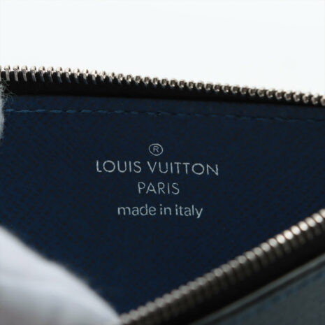 5_c111d786-6d58-4cb2-b5b3-dce26189a11e 5_c111d786-6d58-4cb2-b5b3-dce26189a11e