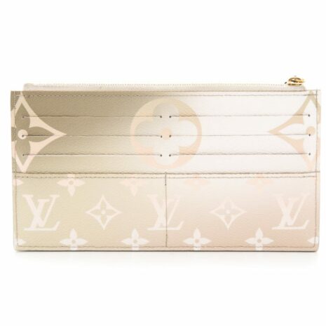 5e0b9cd63dae767fcd69ae3f1fb0267d