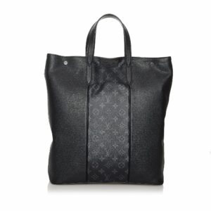 LV Outdoor Tote Black Taïgarama