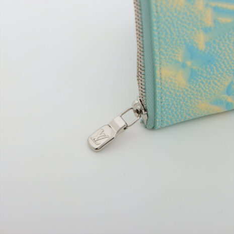 6_381a40da-8c85-49f3-a7dd-002d26445599 6_381a40da-8c85-49f3-a7dd-002d26445599