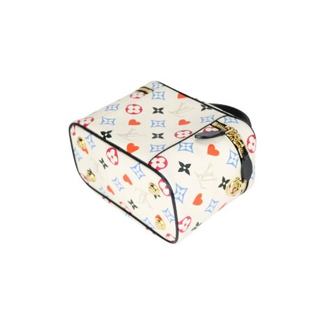 7_82c43754-5eab-4de1-9c41-b8fe2609eeaf