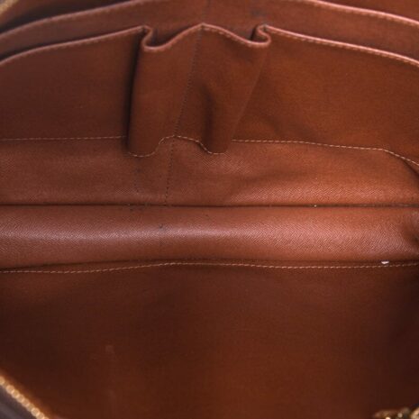 7ed09adb0fbb34a96172e80b38fbf559