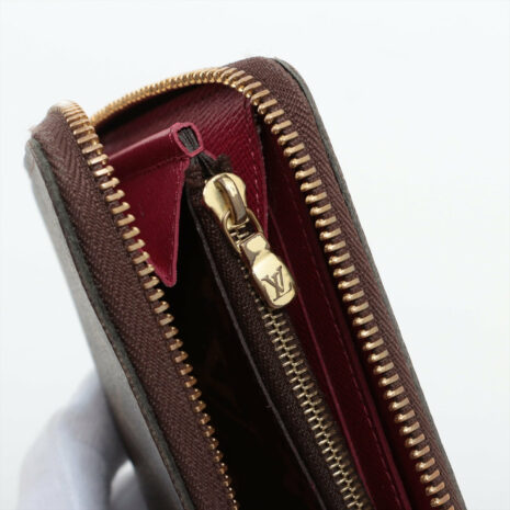 9_e1f3b36d-6045-4dce-af1b-e3aaf421f59a 9_e1f3b36d-6045-4dce-af1b-e3aaf421f59a