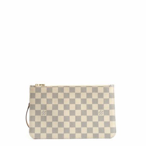 Gucci_3665-14_e9ce0740-b961-48c2-996e-dbea72c7f715