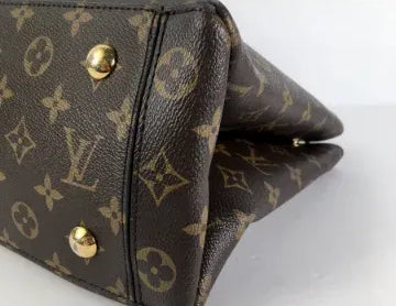 LOUISVUITTONMonogramFlowerTotelCaramelTheLuxuryPear8 LOUISVUITTONMonogramFlowerTotelCaramelTheLuxuryPear8