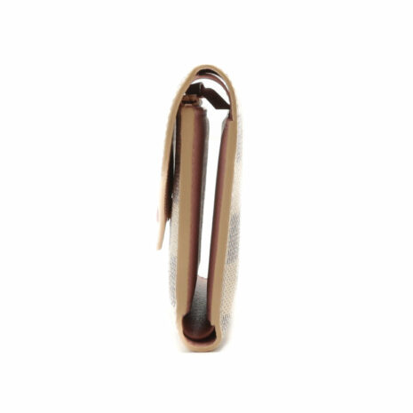 LV_4030-005_432c4eb4-18c0-413c-9815-5d82fa48a70d LV_4030-005_432c4eb4-18c0-413c-9815-5d82fa48a70d