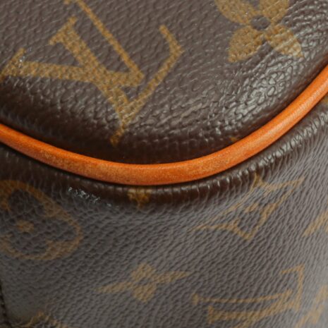 LV_4062-11_9625f019-2203-4cd4-aeef-2e18fc7b12de LV_4062-11_9625f019-2203-4cd4-aeef-2e18fc7b12de