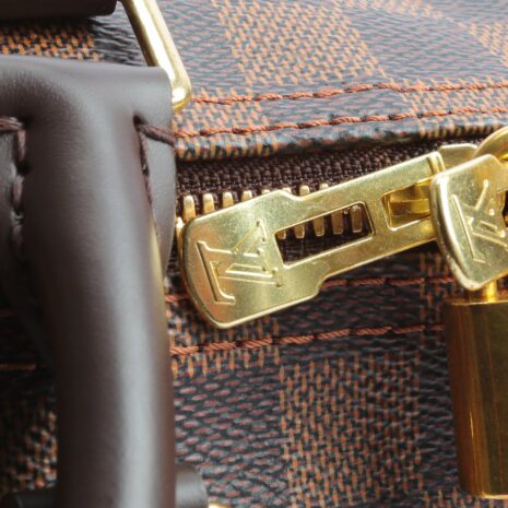 LV_4062-21_71889b6f-52c1-43c1-9f8b-5ecda5ecc926