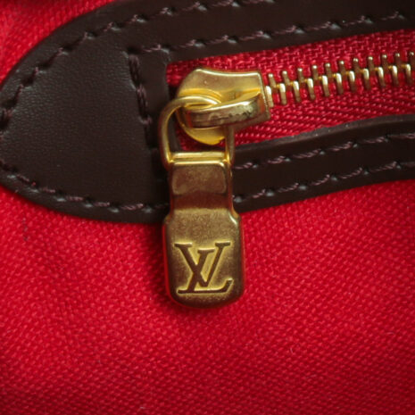 LV_4062-27_42a6162f-2cf6-488f-a18a-4b7b3a564aa8